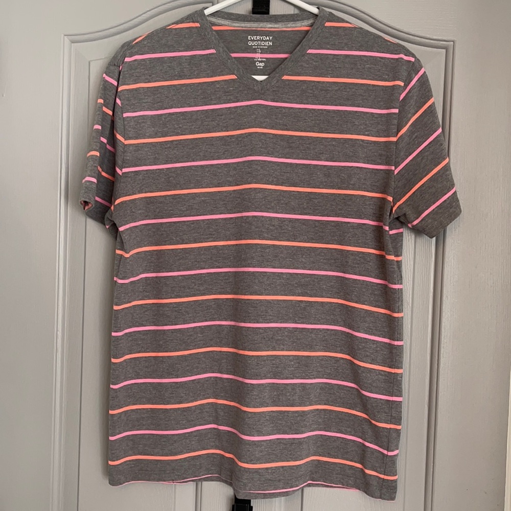 Every Quotidien Gap shirt